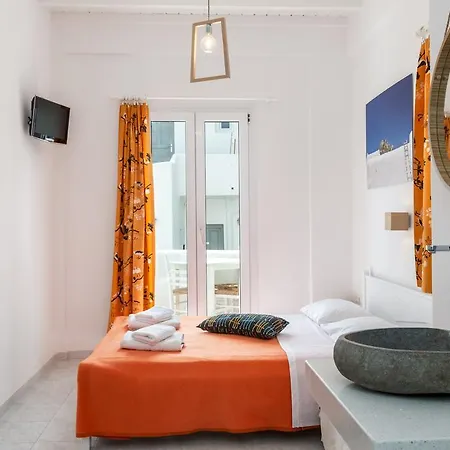 Artemoula's 4* Platys Gialos (Mykonos)