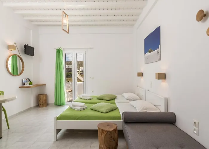 Artemoula's 4* Platys Gialos (Mykonos)