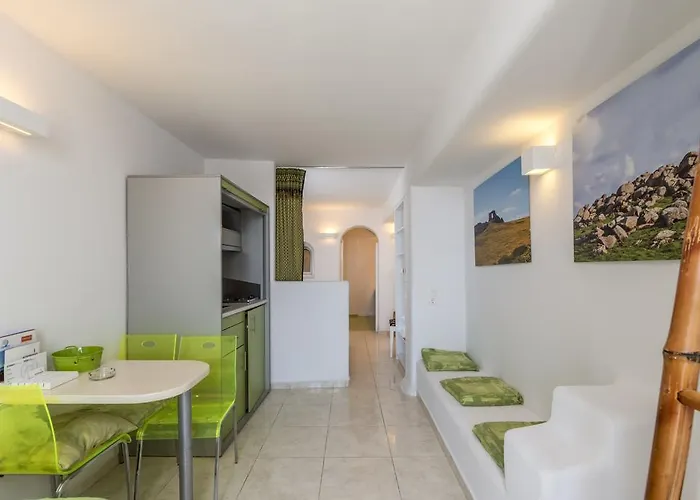 Hotel apartamentowy Artemoula's