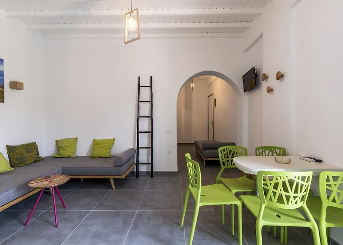 Artemoula's Appart hôtel 4*