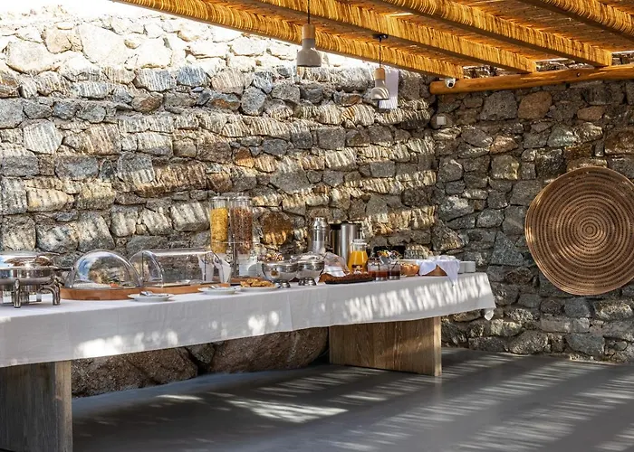 Artemoula's Platis Yialos