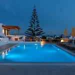 Aparthotel Artemoula's
